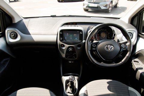 Toyota Aygo VVT-I X-PLAY 3
