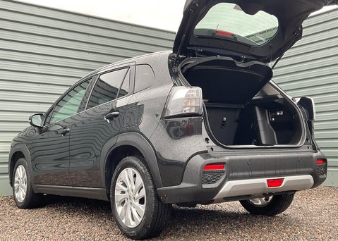 Suzuki SX4 S-Cross MOTION BOOSTERJET MHEV 15