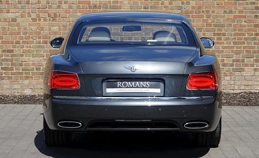 Bentley Flying Spur W12 Mulliner 10