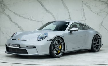 Porsche 911 GT3 Touring (992) 1