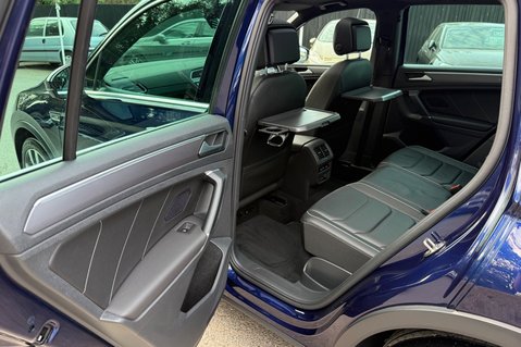 Volkswagen Tiguan R LINE TSI BMT 4MOTION DSG -RARE LEATHER INTERIOR -CAMERA -APPLE CARPLAY  29