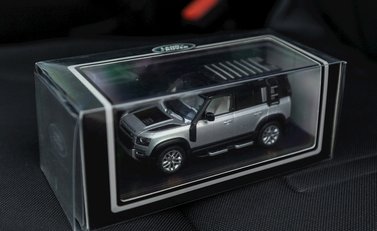 Land Rover Defender 90 Hard Top D200 25