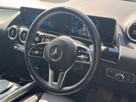 Mercedes-Benz B Class B200d Sport (Executive) MPV 5dr Diesel 8G-DCT Euro 6 (s/s) (150 ps) 12