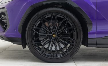 Lamborghini Urus SE 42