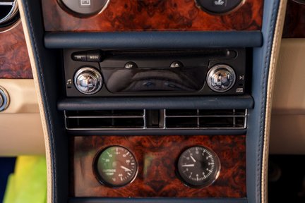 Bentley Continental R Mulliner 19