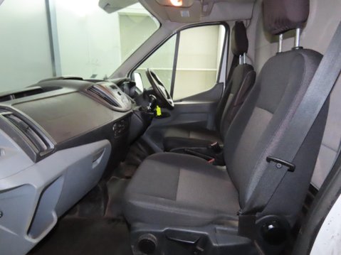 Ford Transit 2.0 350 EcoBlue FWD L2 H3 Euro 6 5dr 8