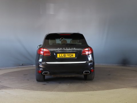 Porsche Cayenne D V6 TIPTRONIC 4