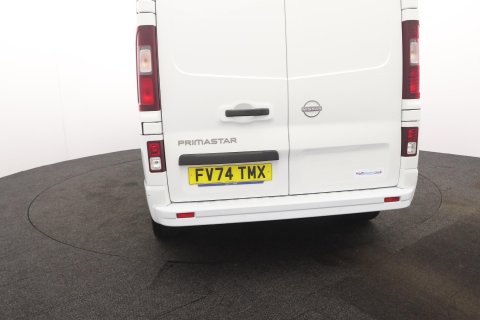 Nissan Primastar 2.0 dCi 30 Tekna L1 H1 130 ps 4