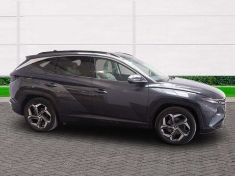 Hyundai TUCSON T-GDI ULTIMATE Petrol Hybrid 2