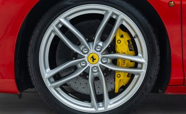 Ferrari 488 SPIDER 27