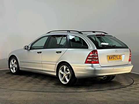 Mercedes-Benz C Class C180 KOMPRESSOR CLASSIC SE AUTOMATIC 10