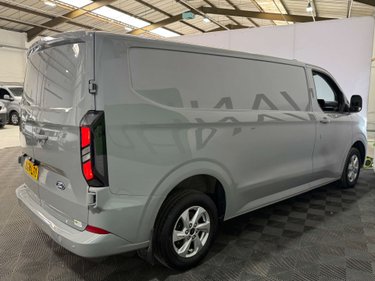 Ford Transit Custom 2.0 Transit Custom 300 LWB Limited EcoBlue 4