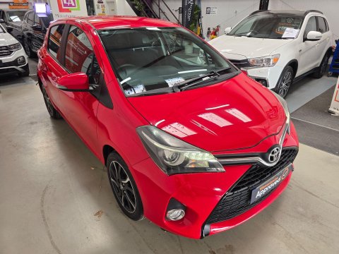 Toyota Yaris 1.33 Dual VVT-i Sport Euro 5 5dr Euro 5 12