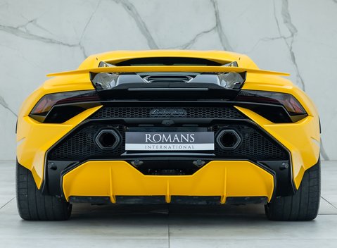 Lamborghini Huracan Tecnica 5