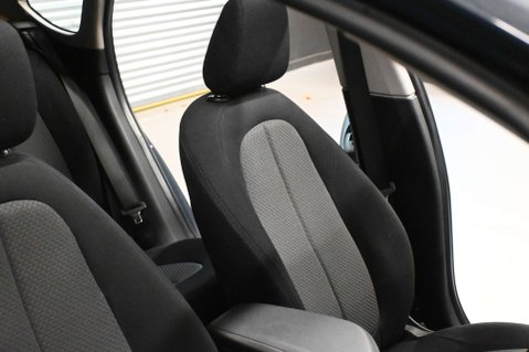 BMW 2 Series 1.5 218i SE Auto 5dr 53