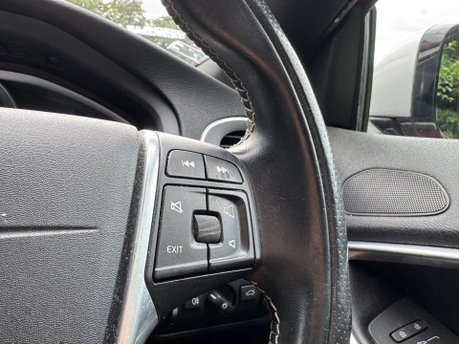Volvo V40 1.6 V40 R-Design T2 5dr 22