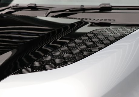 Land Rover Defender 90