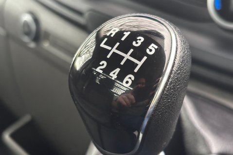 Ford Transit 350 Drw L4 130 ps Single Cab Dropside Truck 29