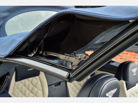Bentley Continental 4.0 V8 GTC S Auto 4WD Euro 6 2dr 51