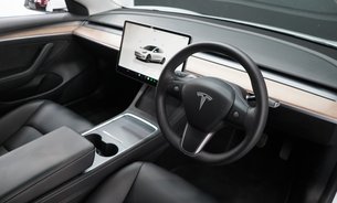 Tesla Model 3 RWD GROK AI Ryzen Chip 1 Owner Adaptive LEDs Heat Pump Panoramic Roof VAT Q 2