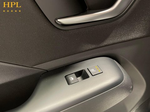Hyundai KONA 65.4kWh Advance SUV 5dr Electric Auto (218 ps) 25