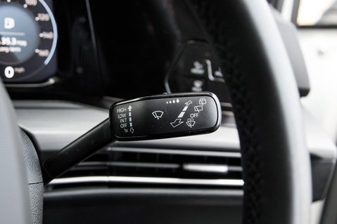 Volkswagen Golf STYLE TSI 14