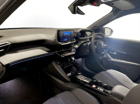 Peugeot e-2008 50kWh GT SUV 5dr Electric Auto (7kW Charger) (136 ps) One Owner 15