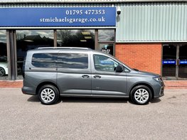Ford Tourneo Connect 2.0 Tourneo Connect Titanium EcoBlue A 5dr 12