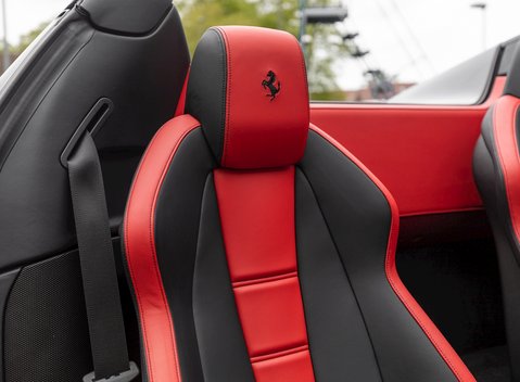 Ferrari 458 Spider 15