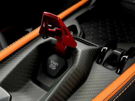 Lamborghini Revuelto V12 67