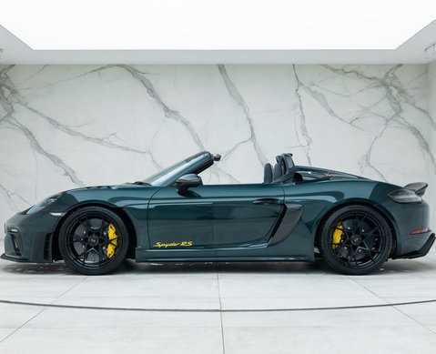 Porsche 718 SPYDER RS
