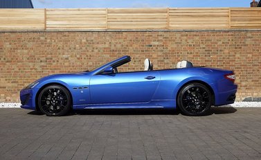 Maserati Grancabrio Sport 7