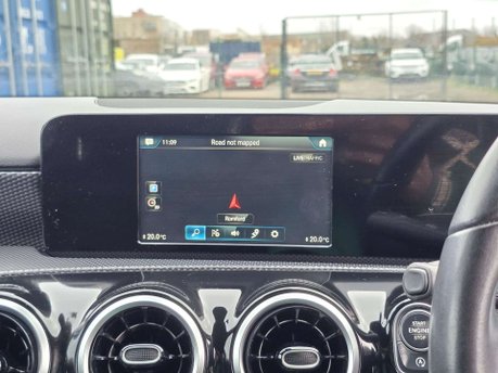 Mercedes-Benz A Class 1.5 A180d Sport Hatchback 5dr Diesel 7G-DCT Euro 6 (s/s) (116 ps) 31