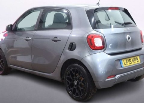 Smart Forfour 0.9T Urbanshadow Hatchback 5dr Petrol Twinamic Euro 6 (s/s) (90 ps) 8