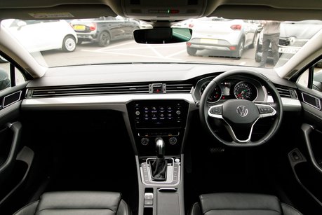 Volkswagen Passat SEL TSI EVO DSG