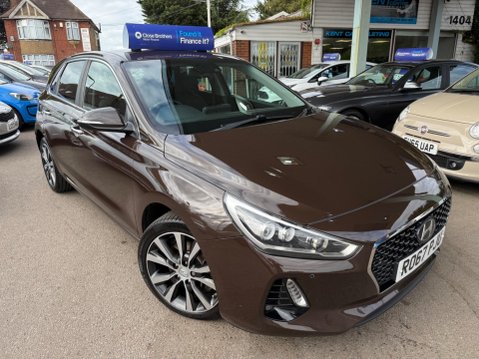 Hyundai i30 1.6 CRDi Blue Drive Premium Euro 6 (s/s) 5dr 8