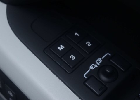 Land Rover Defender 3.0 Defender X-Dynamic HSE D300 MHEV A 4WD 5dr 50