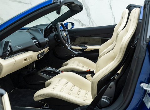 Ferrari 488 Spider 16