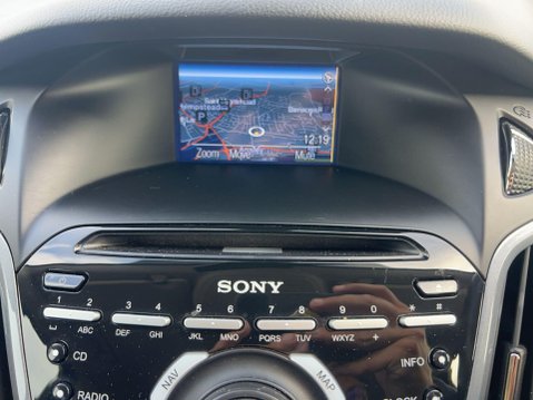 Ford Focus 1.6 Titanium Navigator Powershift Euro 5 5dr 25
