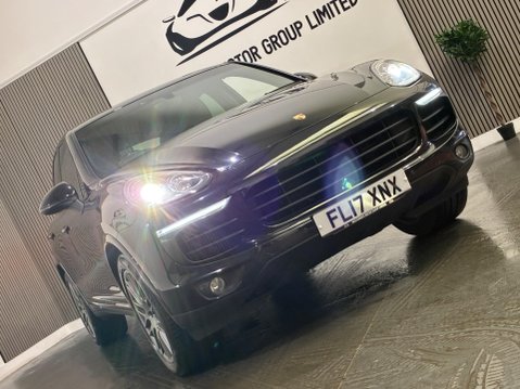 Porsche Cayenne 3.0 TD V6 Platinum Edition TiptronicS 4WD Euro 6 (s/s) 5dr 54