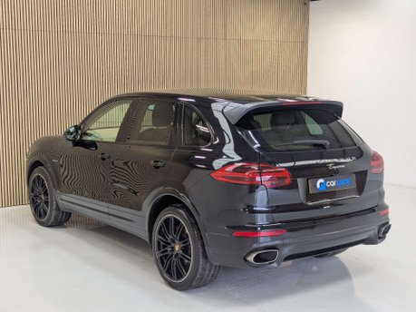Porsche Cayenne 3.0 Cayenne D Platinum Edition V6 Tiptronic S A 4WD 5dr 17