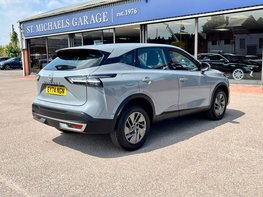 Nissan Qashqai 1.3 Qashqai Acenta Premium DiG-T MHEV 5dr 8
