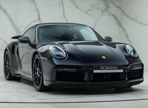 Porsche 911 Turbo S (992) 9