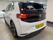 Volkswagen ID.3 ID3 Life 5dr 27