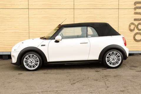 Mini Convertible COOPER 13