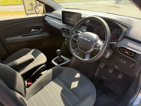 Dacia Sandero Stepway EXPRESSION TCE 11