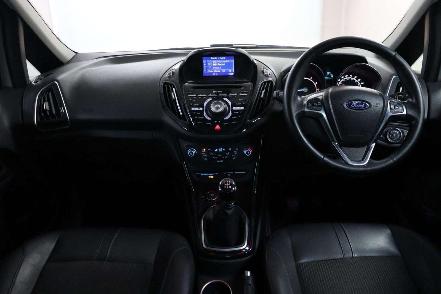 2017 Ford B-MAX — image 36