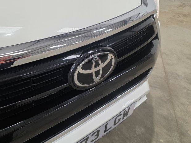 Toyota Hilux Toyota Hilux Diesel Icon D/Cab Pick Up 2.4 D-4D Auto 14