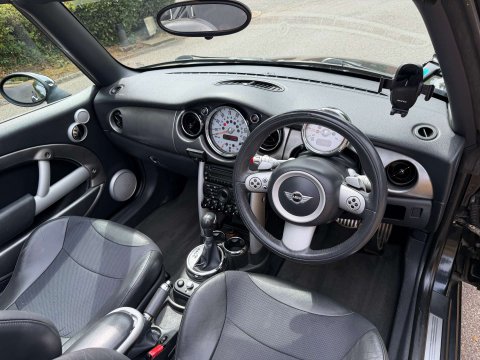 Mini Convertible 1.6 Cooper S Auto 2dr 11