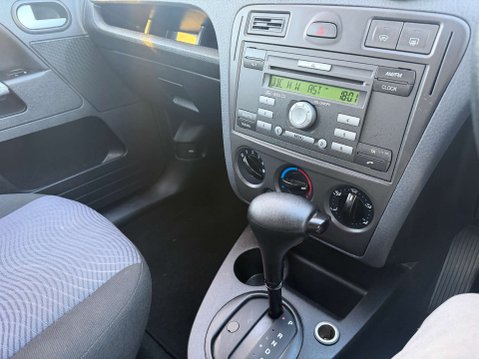 Ford Fusion 1.6 Fusion Zetec Auto 5dr 16